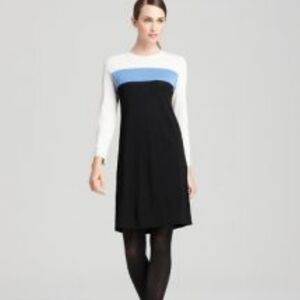 Diane Von Furstenberg Blue/Black/Cream lightweight Colorblock Dress. Size Small